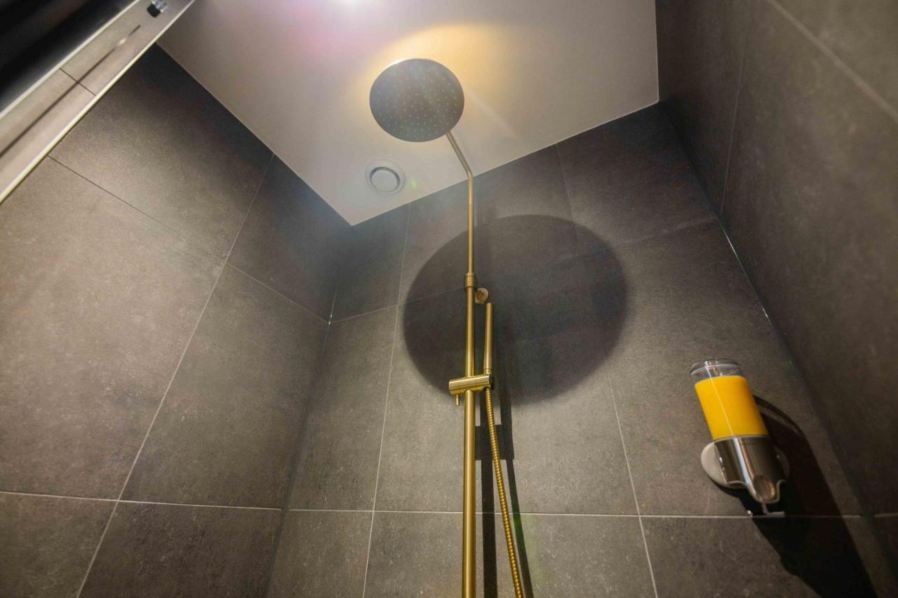Luxurious 35M2 Designer Studio - R51A Эйндховен Экстерьер фото
